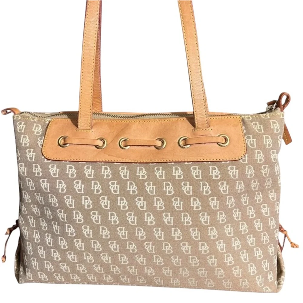 Dooney & Bourke Vintage made in Mexico Logo Shoulder Bag